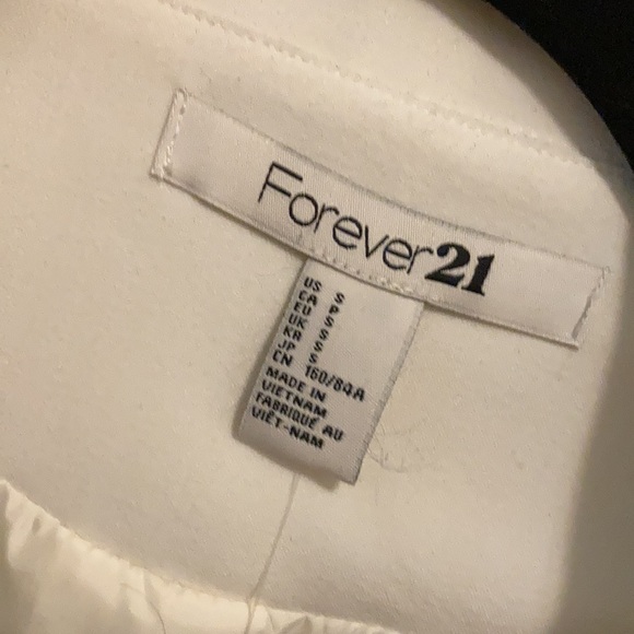 🖤🤍 BLAZER - Picture 2 of 3